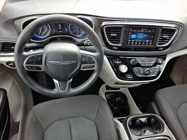 2020 Chrysler Pacifica Touring
