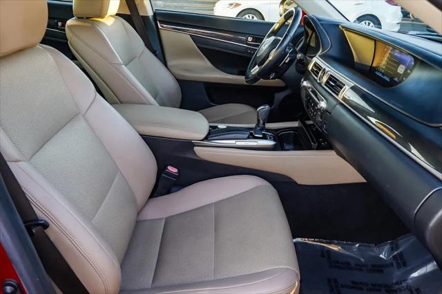 2016 Lexus GS 200t GS 200t