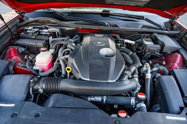 2016 Lexus GS 200t GS 200t
