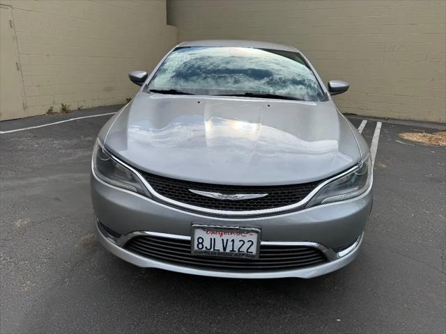 2016 Chrysler 200 Limited