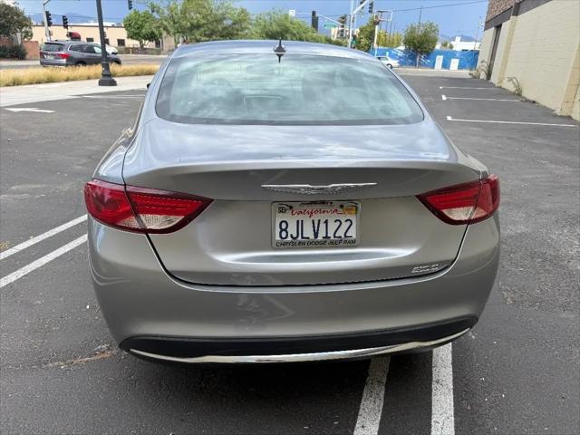 2016 Chrysler 200 Limited