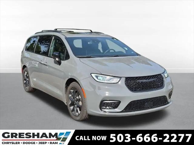 2025 Chrysler Pacifica Limited for sale in Gresham, OR