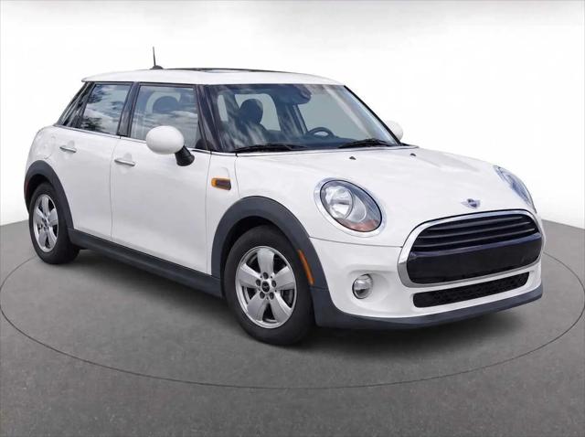 2016 MINI Hardtop Cooper