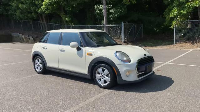 2016 MINI Hardtop Cooper