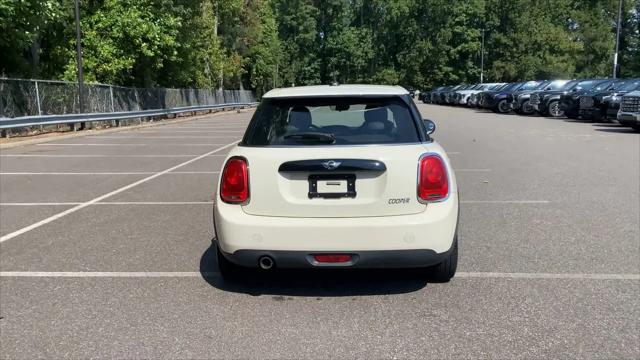 2016 MINI Hardtop Cooper