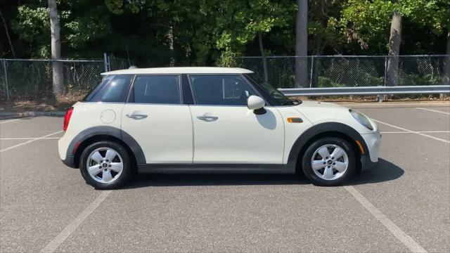 2016 MINI Hardtop Cooper