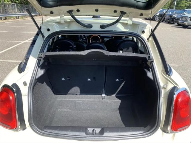 2016 MINI Hardtop Cooper