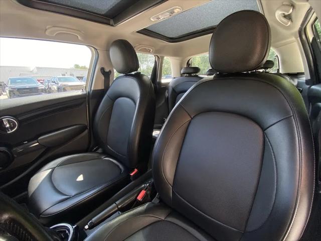 2016 MINI Hardtop Cooper