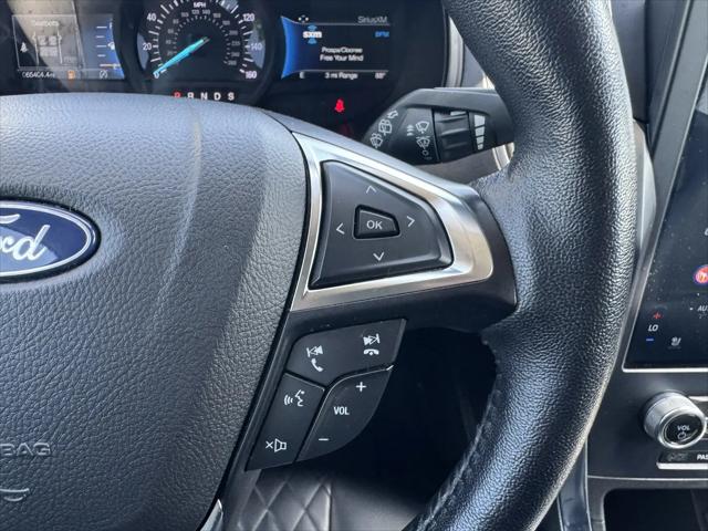 2023 Ford Edge Titanium