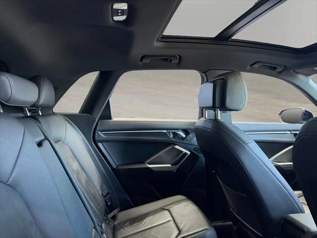 2020 Audi Q3 Premium Plus 45 TFSI quattro Tiptronic