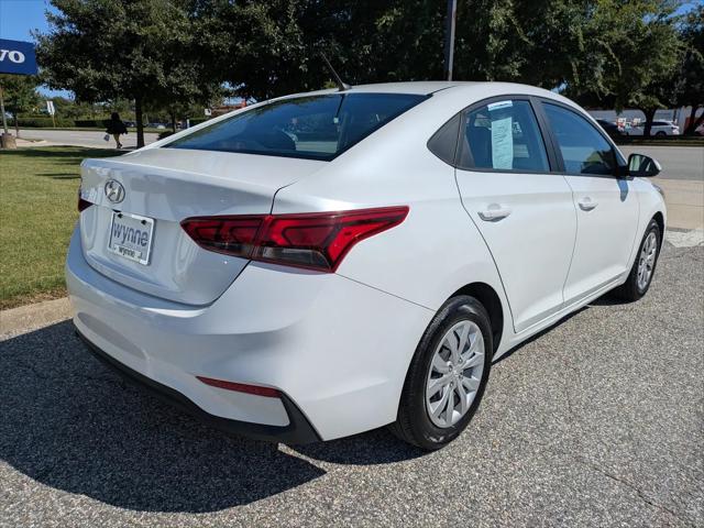 2022 Hyundai Accent SE