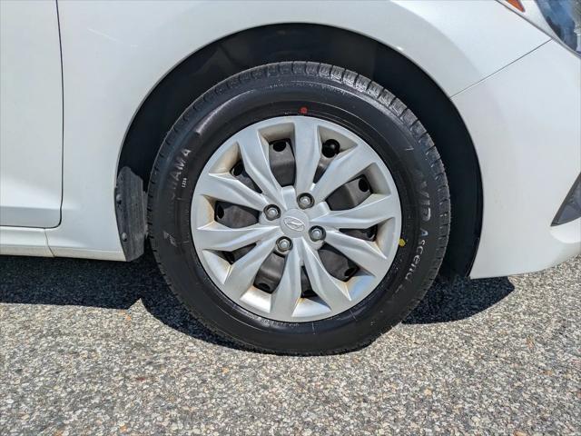 2022 Hyundai Accent SE