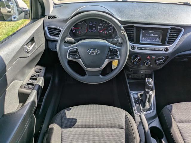 2022 Hyundai Accent SE