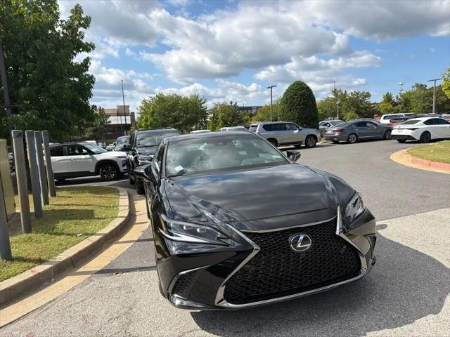 2023 Lexus ES 350 F SPORT Design