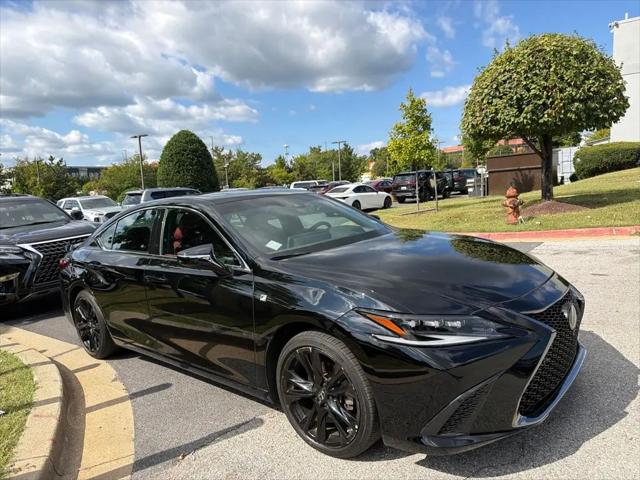 2023 Lexus ES 350 F SPORT Design