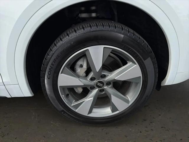 2024 Audi Q5 Premium Plus 40 TFSI quattro S tronic