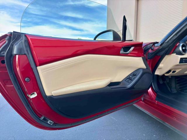 2016 Mazda MX-5 Grand Touring