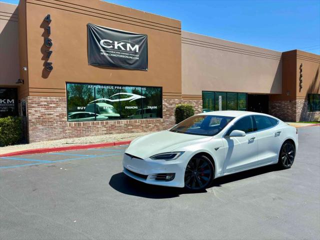 2016 Tesla Model S 90D
