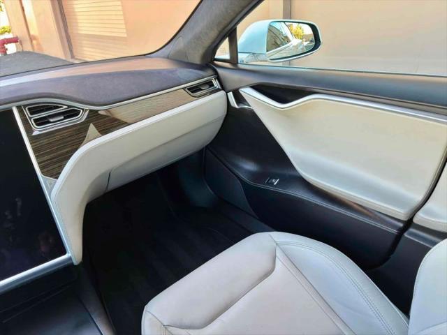 2016 Tesla Model S 90D