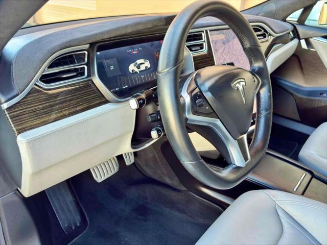 2016 Tesla Model S 90D