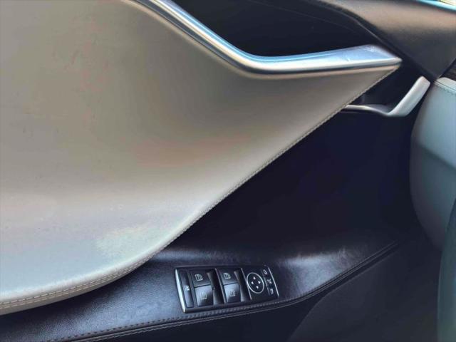2016 Tesla Model S 90D
