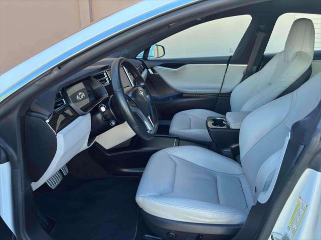 2016 Tesla Model S 90D