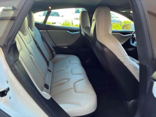 2016 Tesla Model S 90D