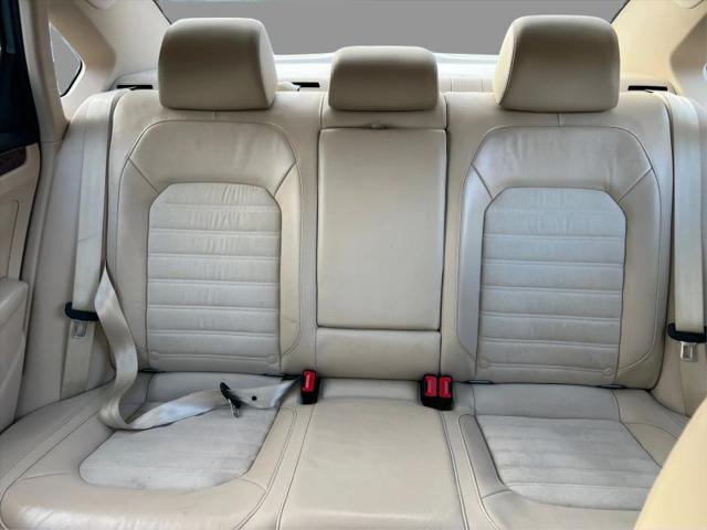 2012 Volkswagen Passat 2.0L TDI SEL Premium