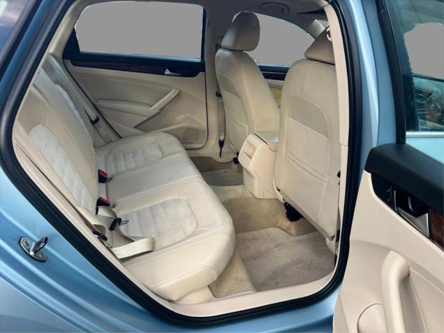 2012 Volkswagen Passat 2.0L TDI SEL Premium