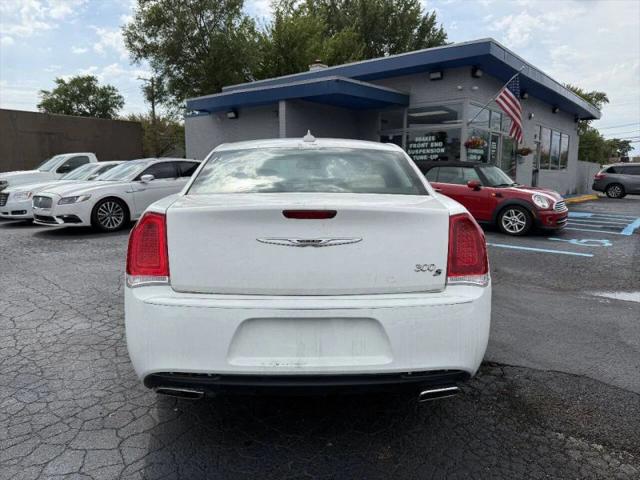 2017 Chrysler 300 Limited AWD