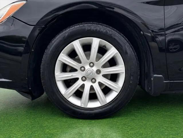 2012 Chrysler 200 Touring