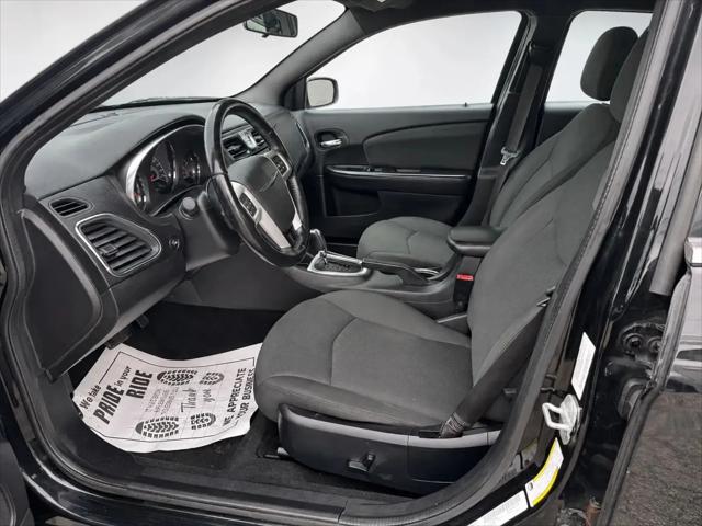 2012 Chrysler 200 Touring
