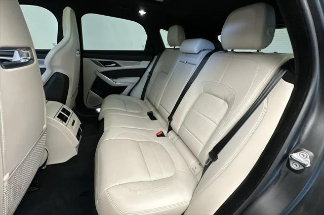 2024 Jaguar F-PACE R-Dynamic S P400 AWD Automatic