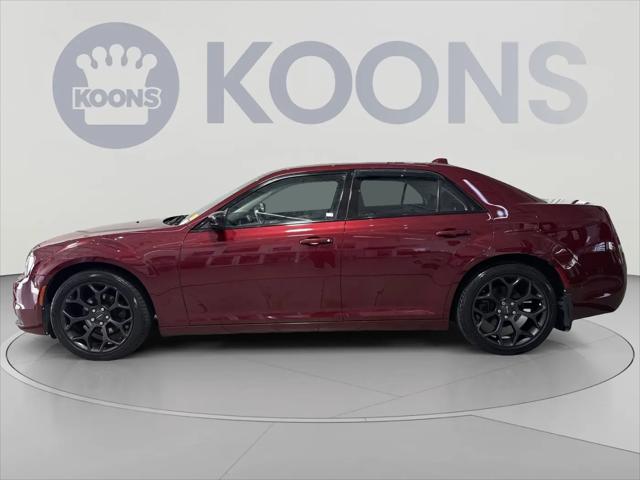 2019 Chrysler 300 Touring