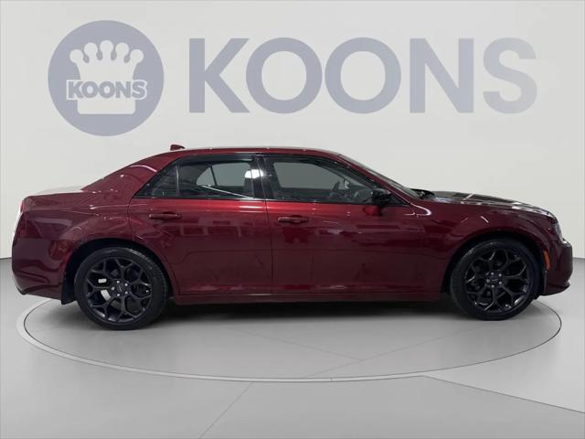 2019 Chrysler 300 Touring