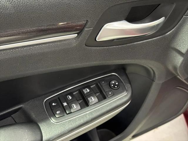 2019 Chrysler 300 Touring