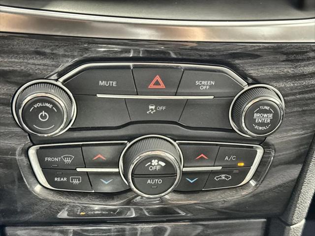 2019 Chrysler 300 Touring