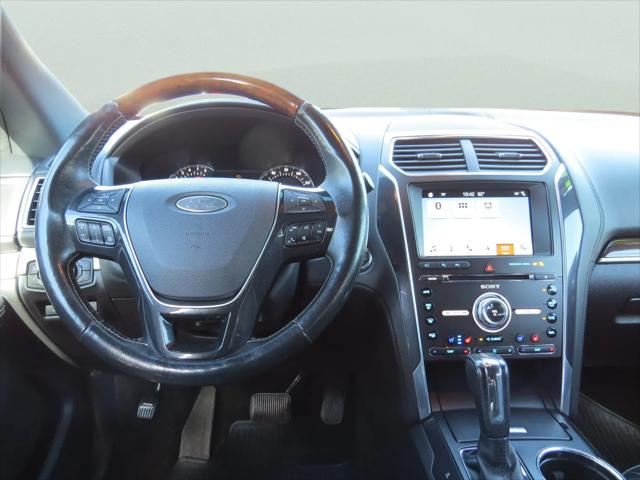 2017 Ford Explorer Platinum