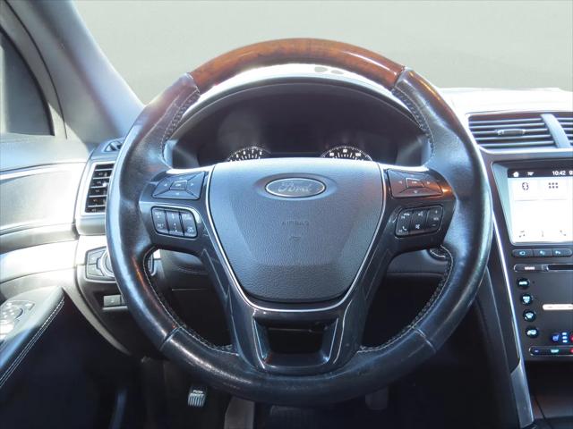 2017 Ford Explorer Platinum