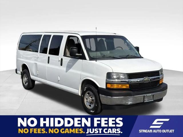 2018 Chevrolet Express LT for sale in Amityville, NY