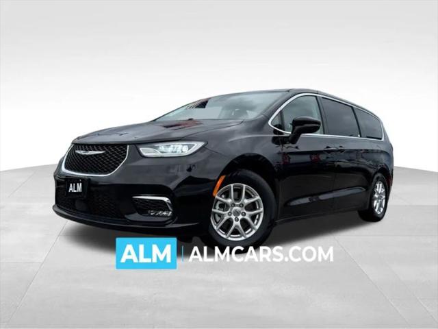 2023 Chrysler Pacifica Touring L for sale in Bogart, GA