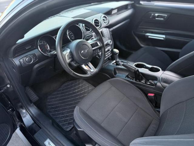 2015 Ford Mustang V6
