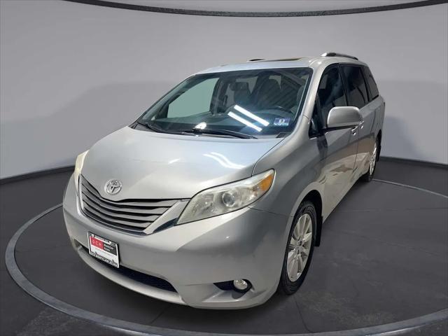 2017 Toyota Sienna XLE 7 Passenger for sale in Verona, NJ