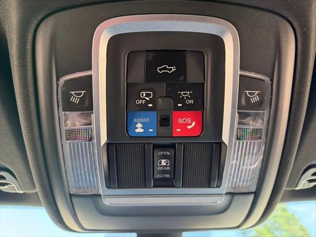 2020 Ram 1500 Limited Crew Cab 4x4 57 Box