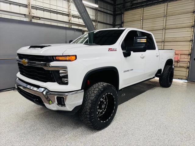 2024 Chevrolet Silverado 2500HD 4WD Crew Cab Standard Bed LT for sale in Glendale, AZ