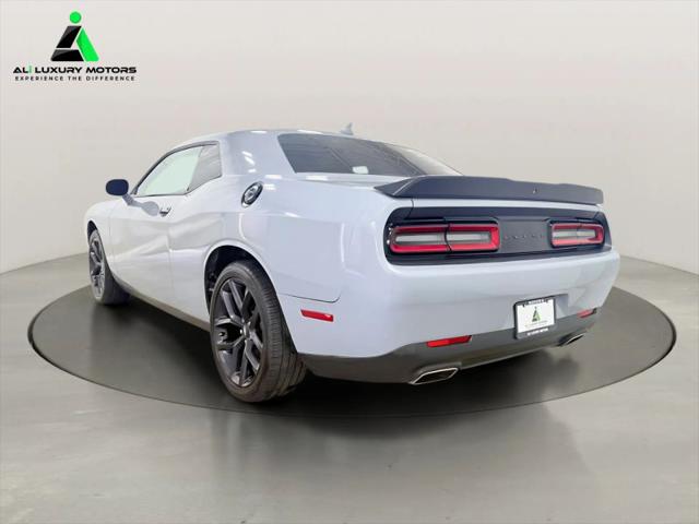 2021 Dodge Challenger SXT