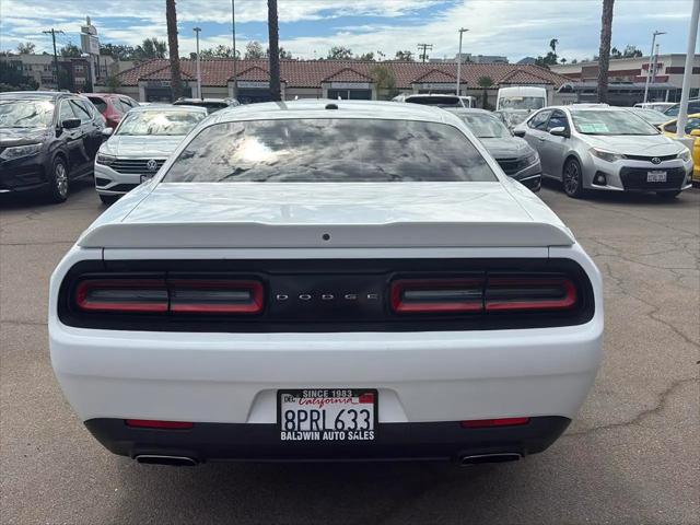 2019 Dodge Challenger SXT
