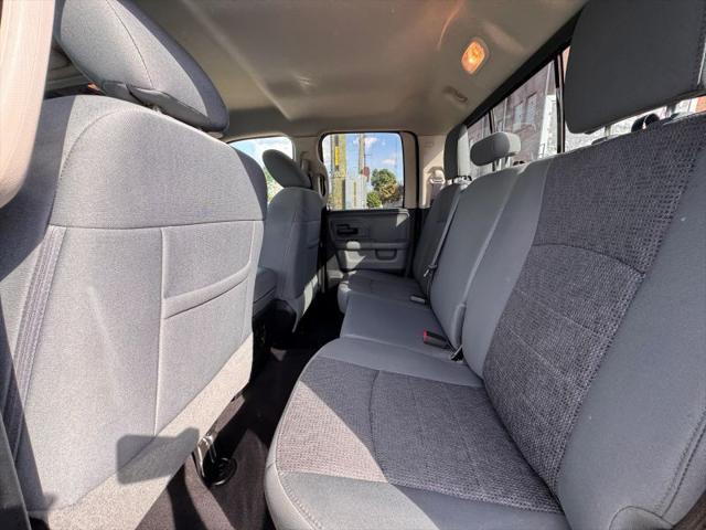 2017 Ram 1500 Big Horn Quad Cab 4x4 64 Box