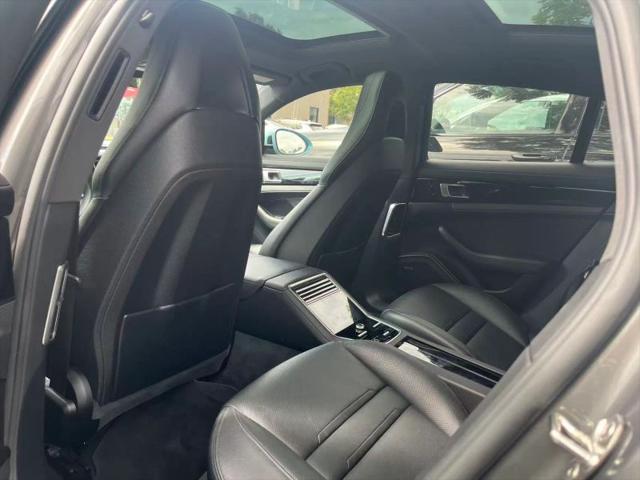 2018 Porsche Panamera 4