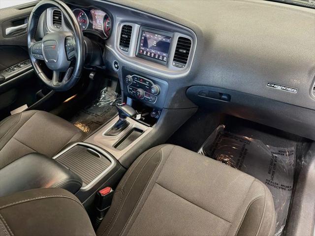 2022 Dodge Charger SXT RWD